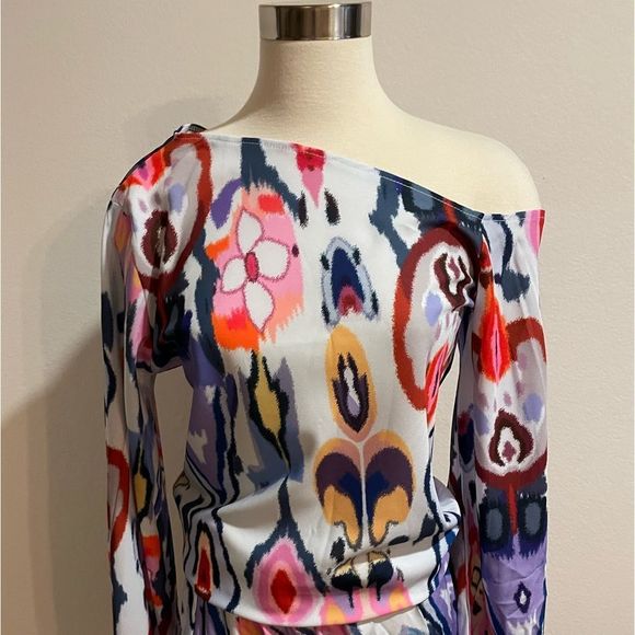 *new* Summer Outfit - Picture 2 of 8